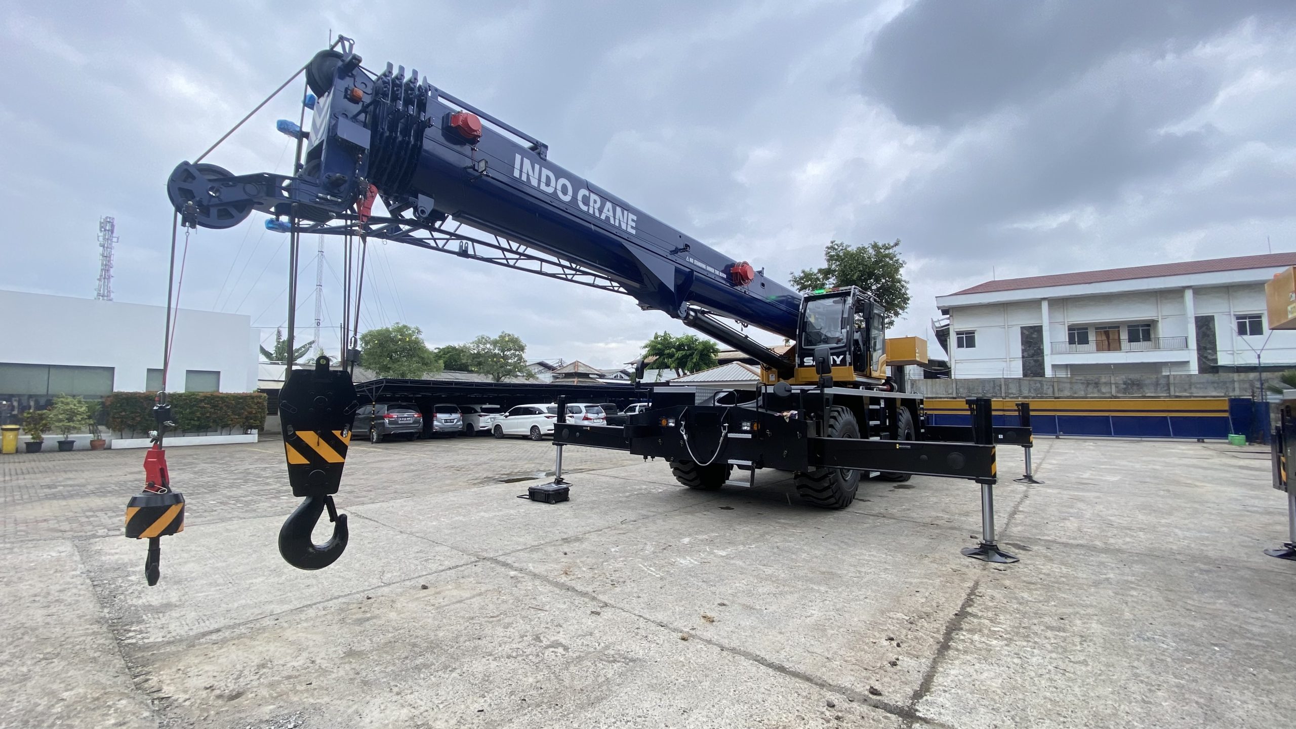 SANY SRC700T – 70 Ton SANY SRC700T - 70 Ton